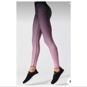 Ultracor Ombré Argyle Pixelate Leggings